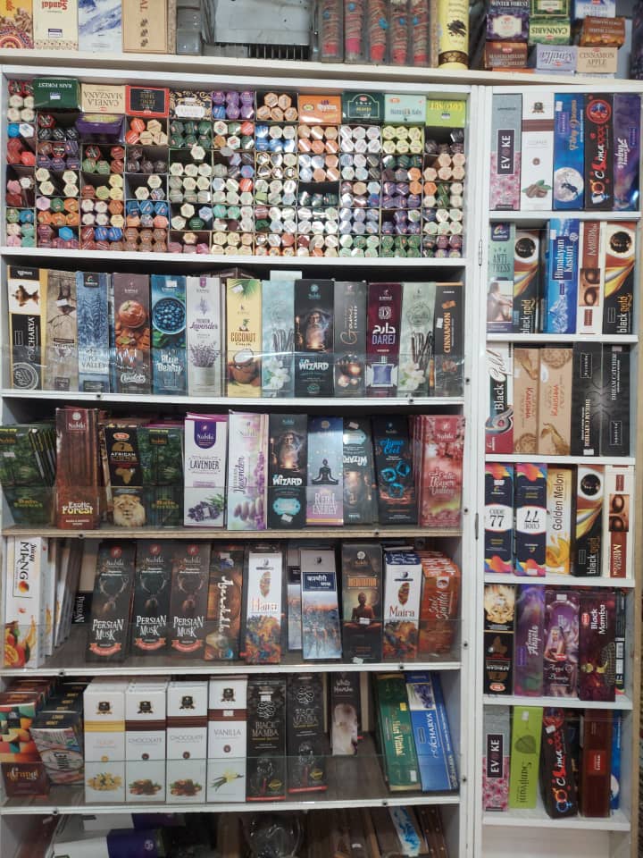 گالری عطاری گل یاس/بنی هاشم.پرتوی