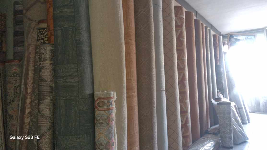 گالری فروشنده انواع فرش وموکت های ظریف مصور