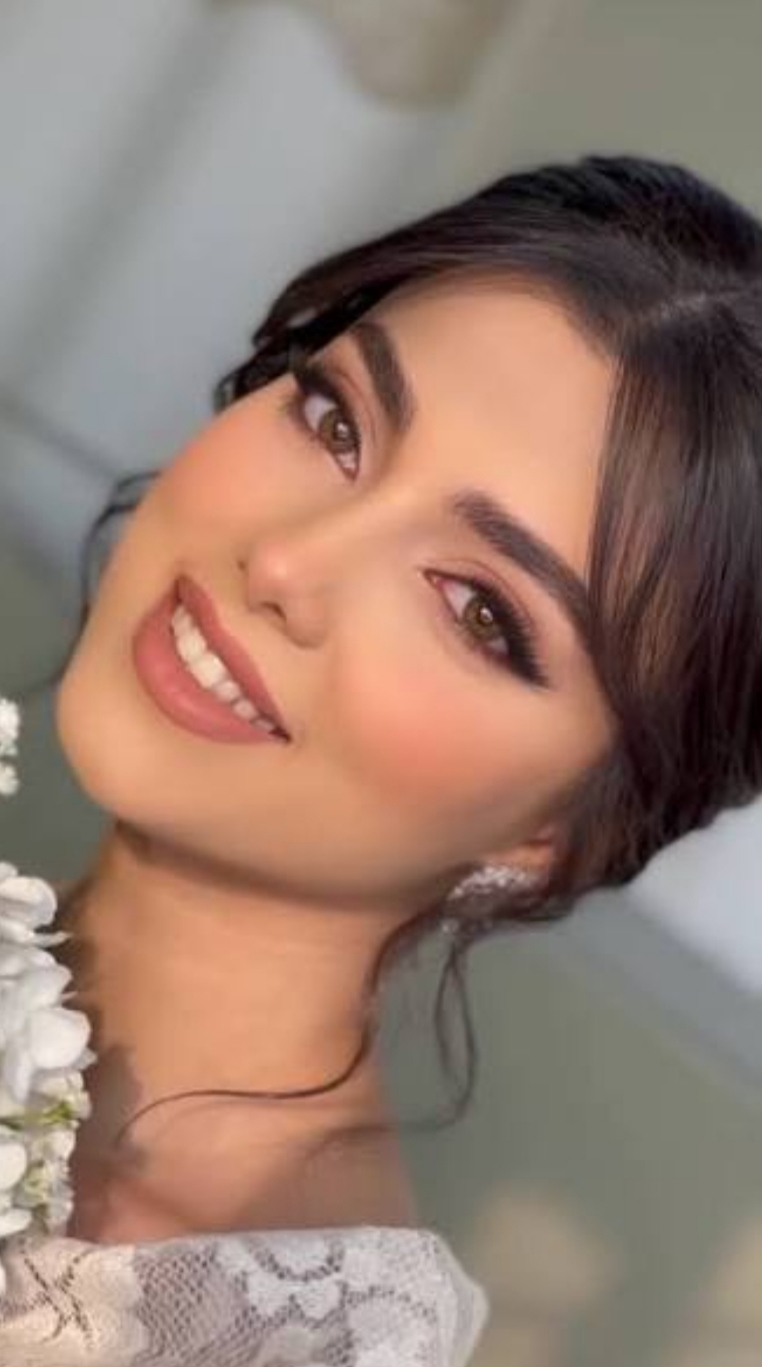گالری سالن زیبایی مهنا