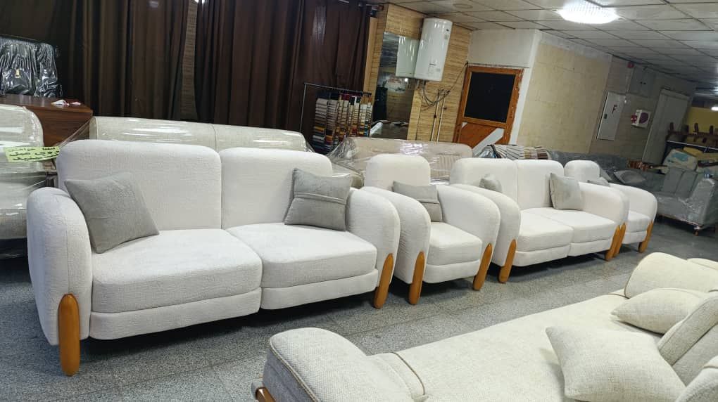 گالری تولیدی مبلمان زبردست