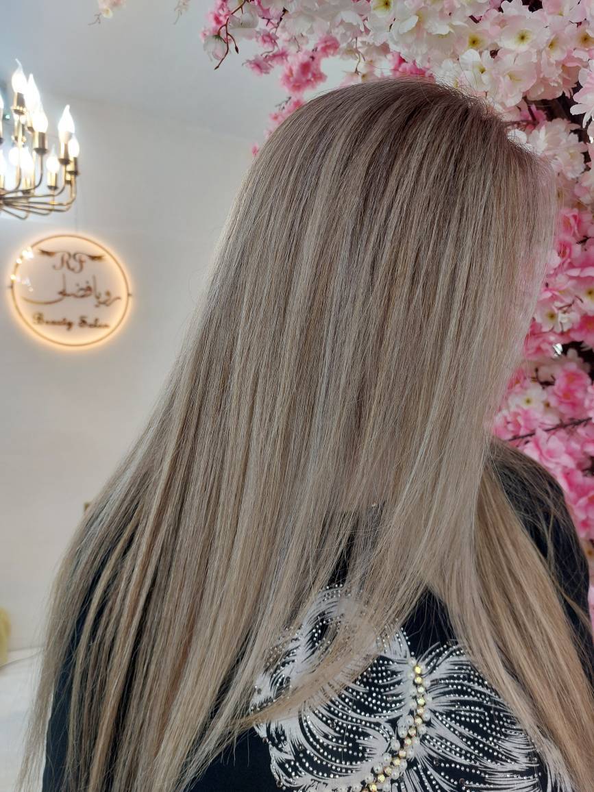 گالری مرکز تخصصی مژه،رنگ و لایت، پروتئین و کراتین در بهاران