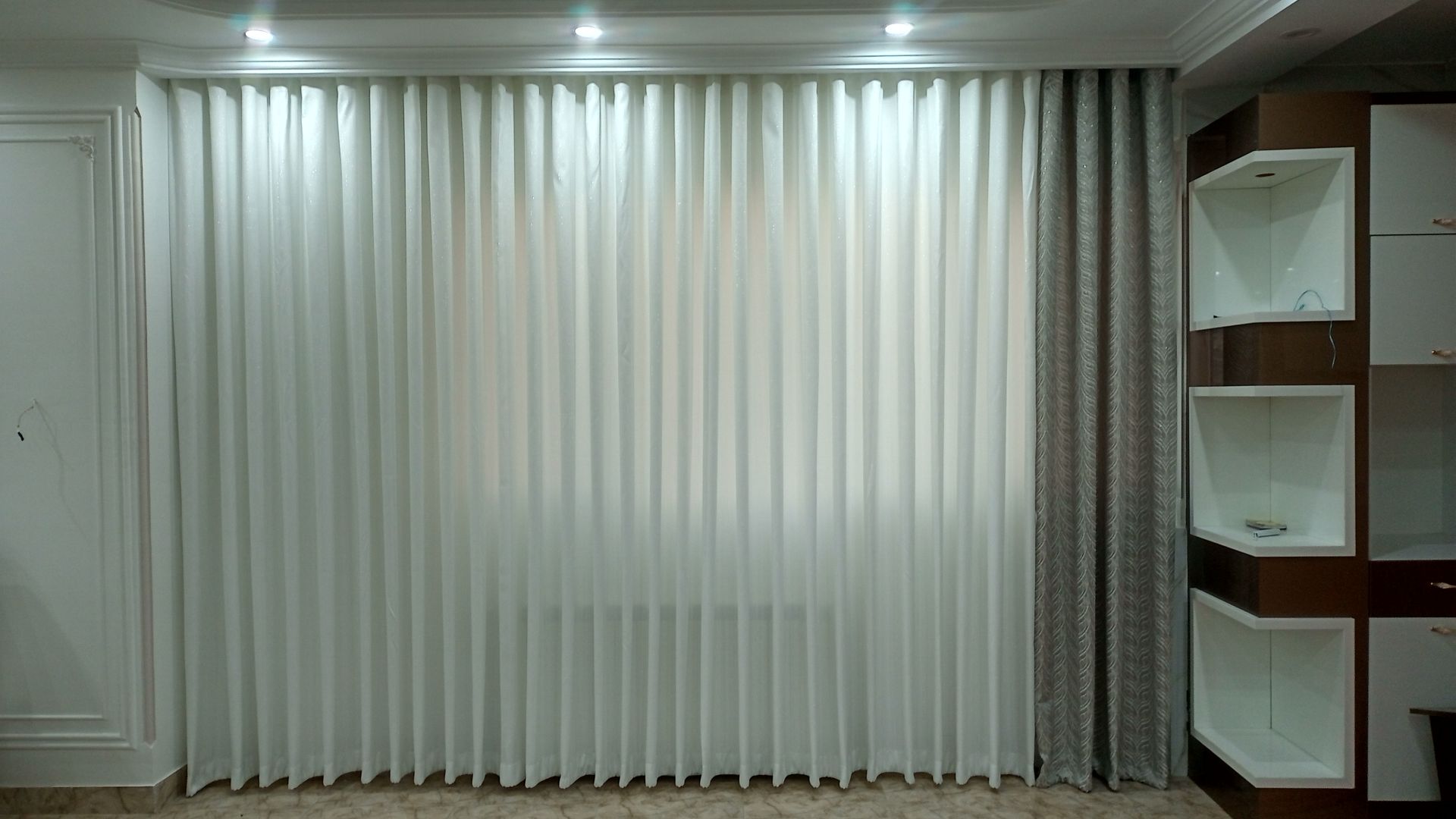 پرده پلیسه