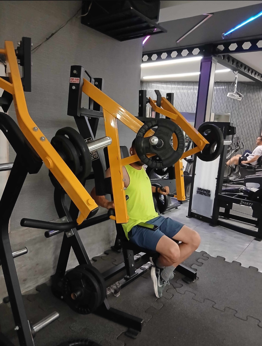 گالری باشگاه وقت ورزش (  sport gym)