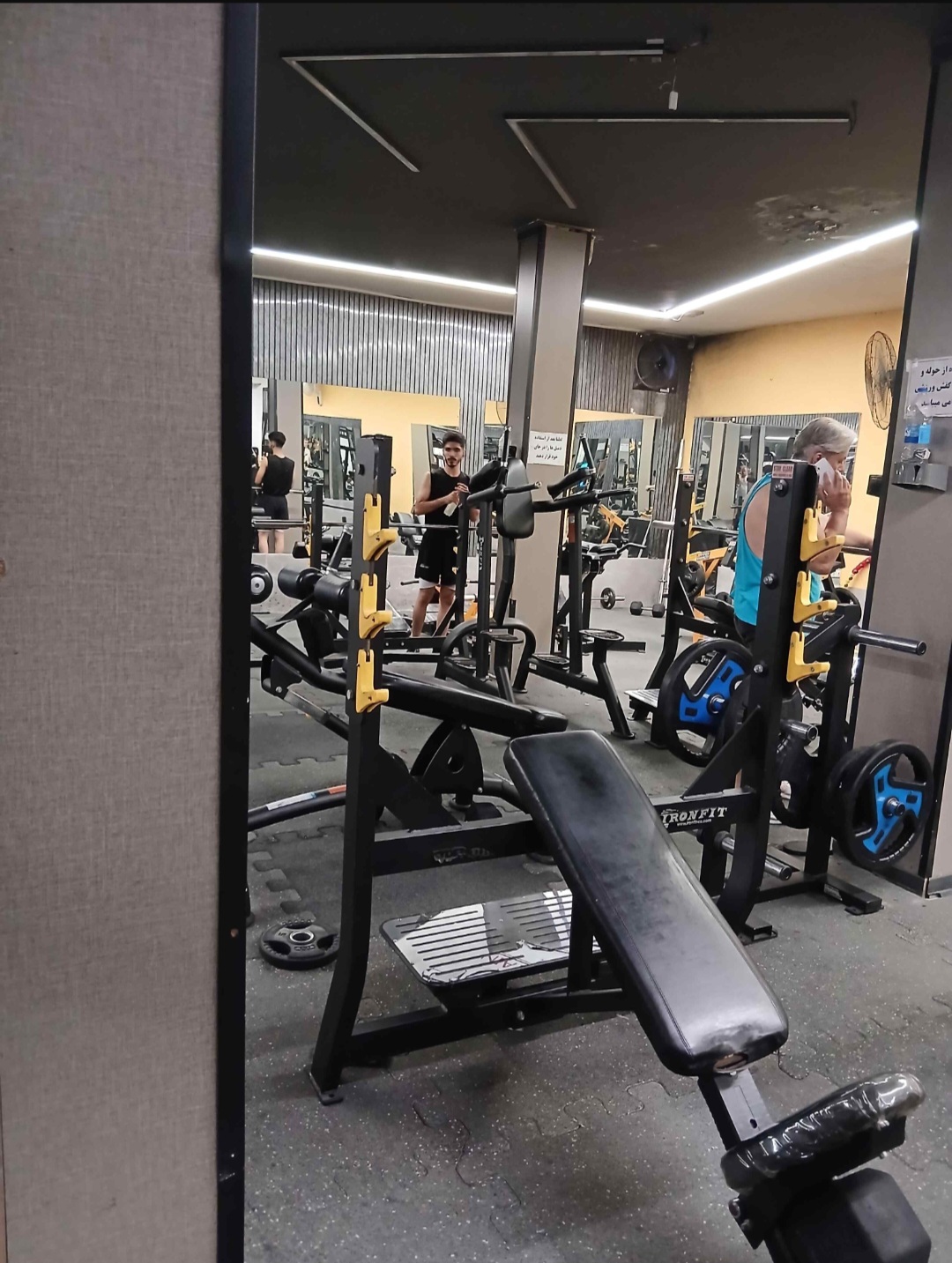 گالری باشگاه وقت ورزش (  sport gym)