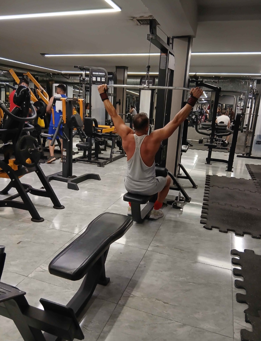 گالری باشگاه وقت ورزش (  sport gym)