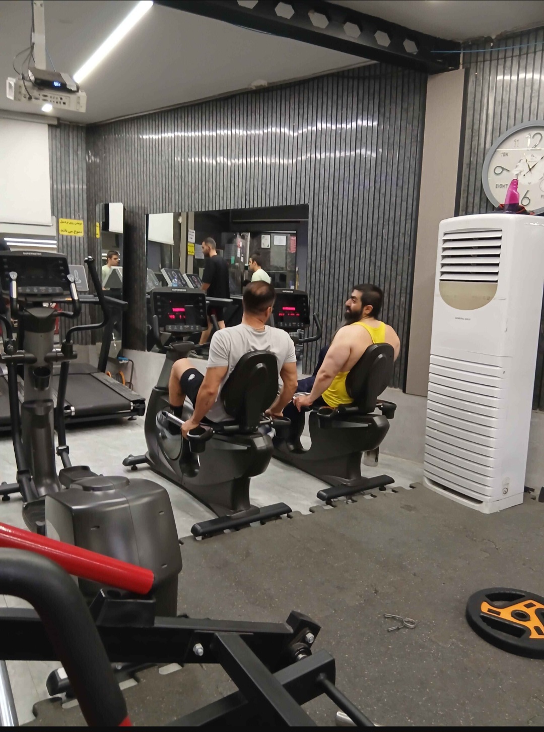 گالری باشگاه وقت ورزش (  sport gym)