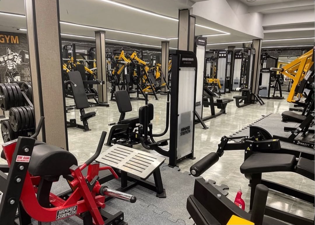 باشگاه وقت ورزش (  sport gym)