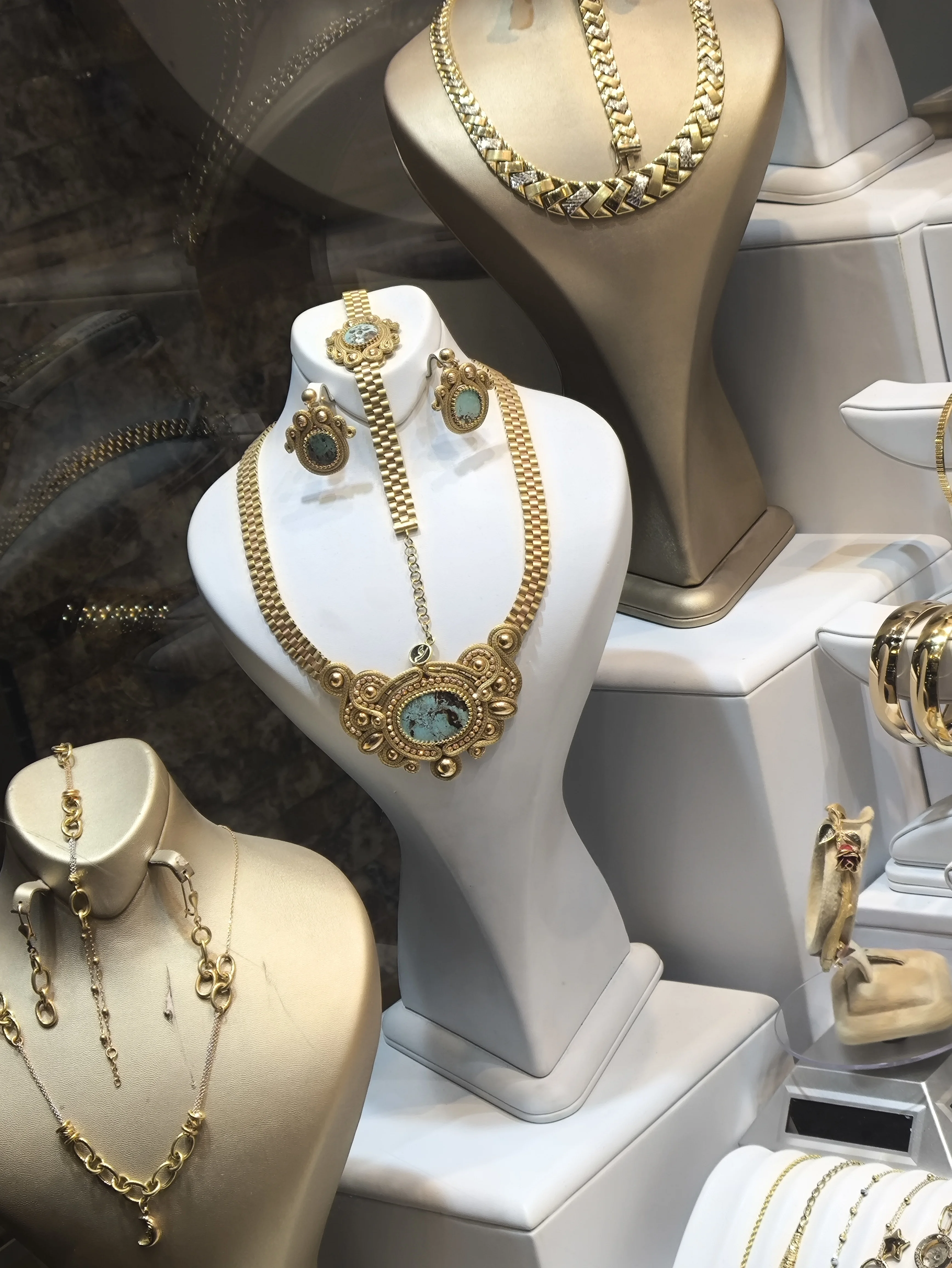 گالری گالری طلای کوروش